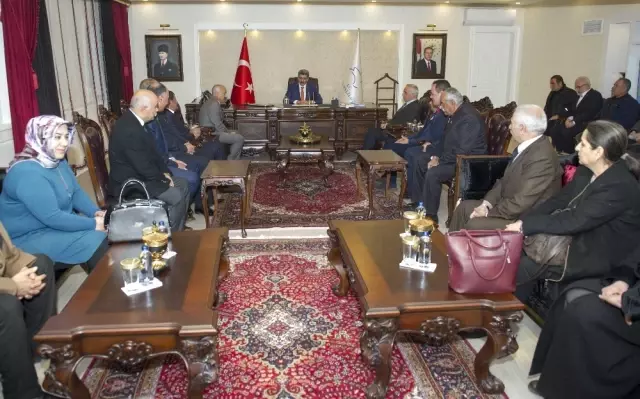 MHP Heyetinden Vali Bilmez'e Ziyaret MHP Heyetinden Vali Bilmez'e Ziyaret