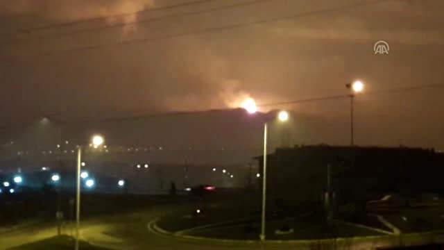 Son Dakika! Sakarya'da Patlama! Doğal Gaz Hattı Yakınında Yangın Çıktı