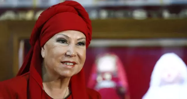 Usta Sanatçı Bedia Akartürk Hastaneye Kaldırıldı Usta Sanatçı Bedia Akartürk Hastaneye Kaldırıldı