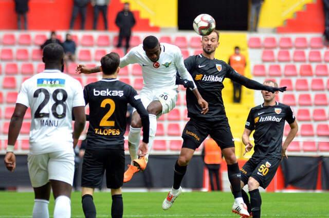 Akhisarspor, İstikbal Mobilya Kayserispor'u 2-1 Mağlup Etti