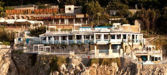 Doğuş Holding Dev İşletmelerini Satmak İçin Katarlılarla Masaya Oturdu