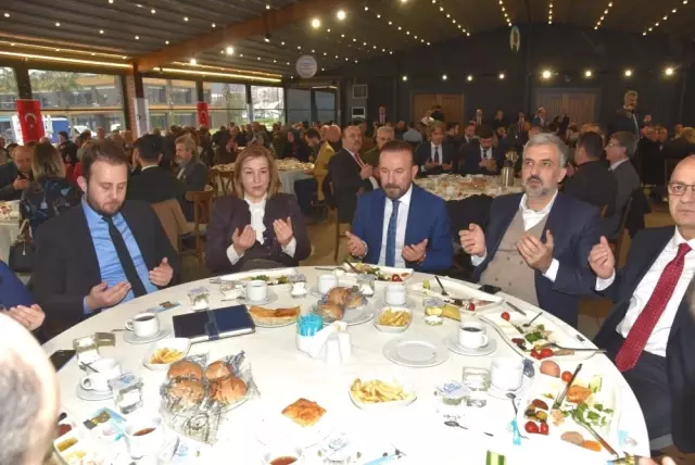 Görevdeki 10 Senesini Anlatarak Başkanlığa Veda Eden Nevzat Doğan: 'Siyaseti Hizmet İçin Yaptık' Görevdeki 10 Senesini Anlatarak Başkanlığa Veda Eden Nevzat Doğan: 'Siyaseti Hizmet İçin Yaptık'