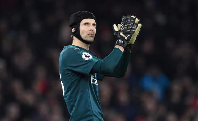 Petr Cech Futbolu Bırakıyor