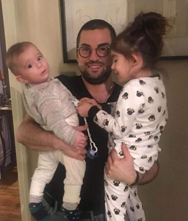 Şarkıcı Serdar Ortaç, Yoğun Bakımda Yatan Kardeşi İçin Takipçilerinden Dua İstedi