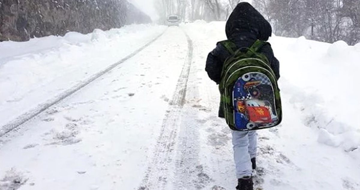 Yoğun Kar Yağışı Nedeniyle 10 İlde Eğitime Ara Verildi! İşte O İller