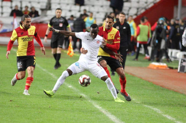Ziraat Türkiye Kupasında Antalyaspor, Göztepe ile 3-3 Berabere Kaldı