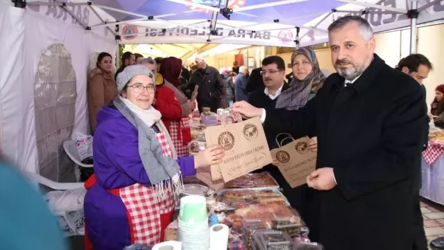 Başkan Kılıç'tan Emekçi Kadınlara Jest, Sıfır Atık Projesi'ne Destek Başkan Kılıç'tan Emekçi Kadınlara Jest, Sıfır Atık Projesi'ne Destek