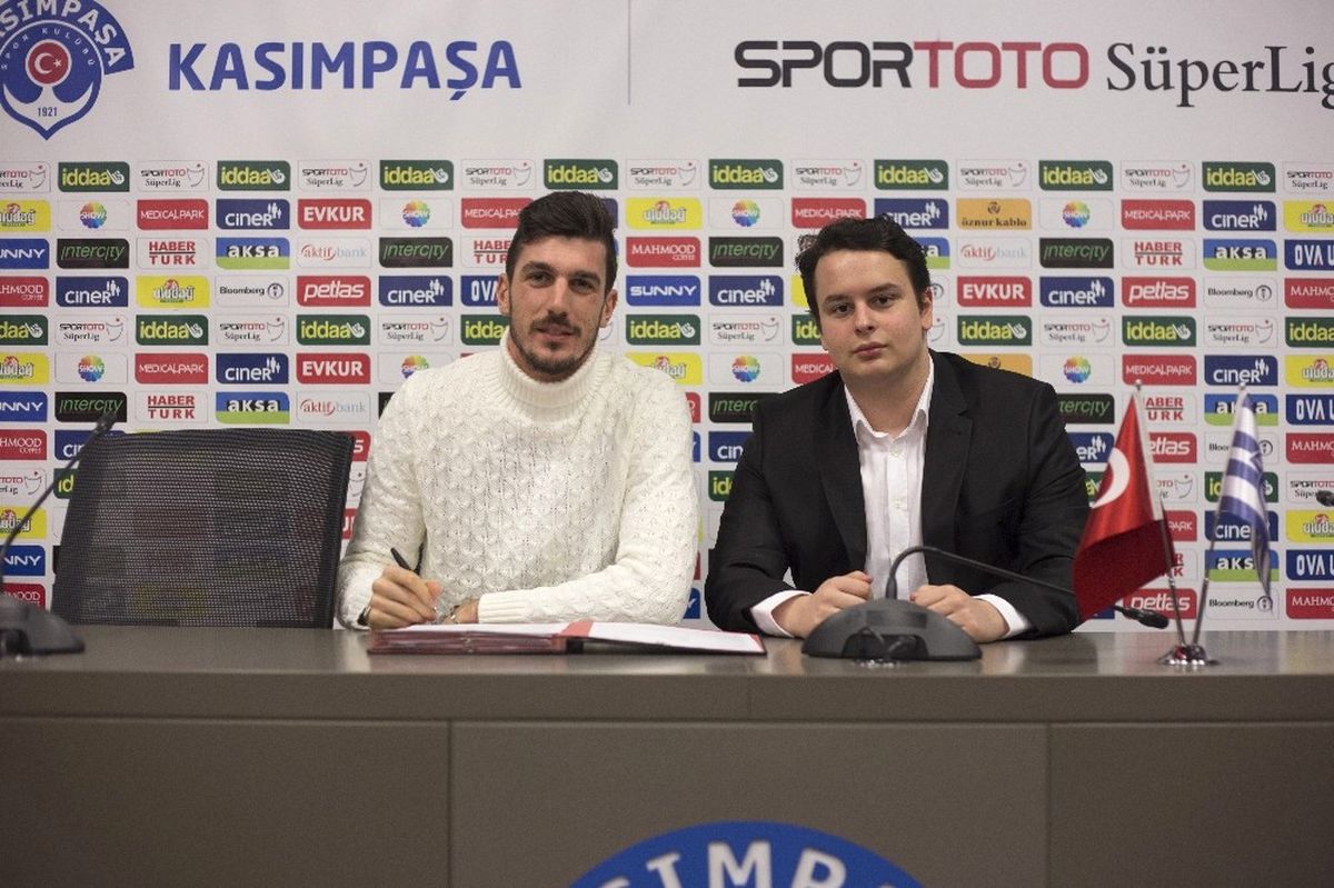 Kasımpaşa, İtalyan Kaleci Simone Scuffet'i Renklerine Bağladı