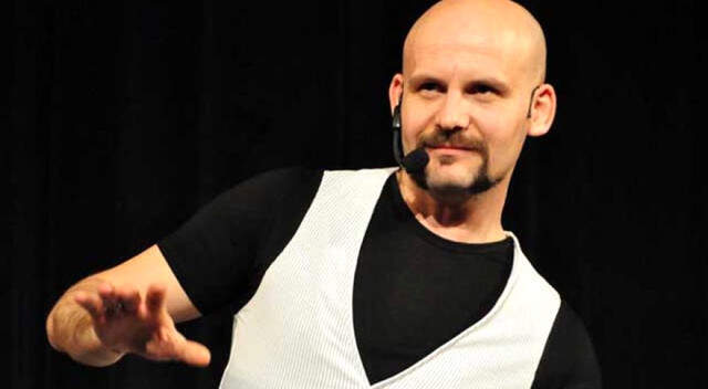Komedyen Atalay Demirci'nin İmza Yükümlülüğü Kaldırıldı