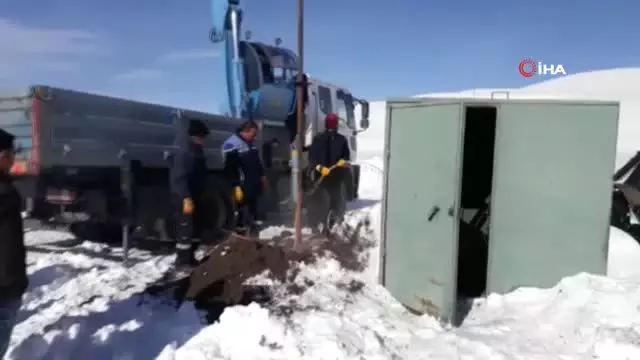 Mahsur Kalan Yolcular Belediye Ekiplerince Kurtarıldı