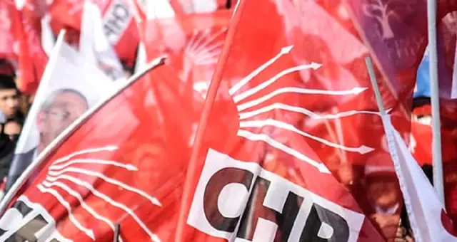 CHP, 1'i Büyükşehir Belediye Olmak Üzere 70 Belediye Başkan Adayını Açıkladı