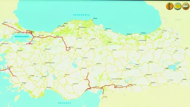 Bakan Turhan, Karla Mücadele Merkezlerinden Bilgi Aldı (1) Bakan Turhan, Karla Mücadele Merkezlerinden Bilgi Aldı (1)