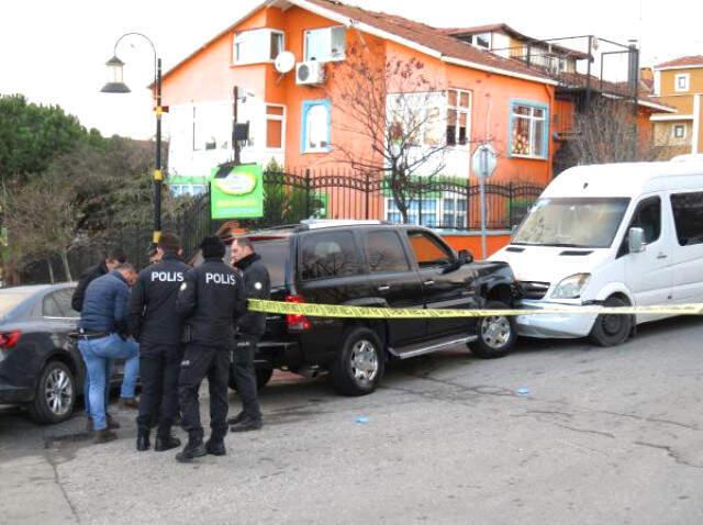 Bedrettin Dalan'ın Oğlunun Cipini Çalan Kişiyi, Koruması Vurdu