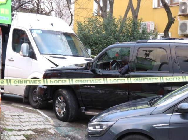 Bedrettin Dalan'ın Oğlunun Cipini Çalan Kişiyi, Koruması Vurdu