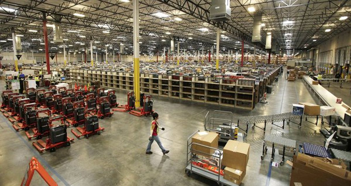 E-Ticaret Devi Amazon'un Dağıtım Merkezindeki Çöp Kutusunda Ölü Bebek Bulundu