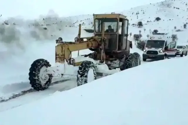 Gümüşhane'de Kar Yağışı Gümüşhane'de Kar Yağışı