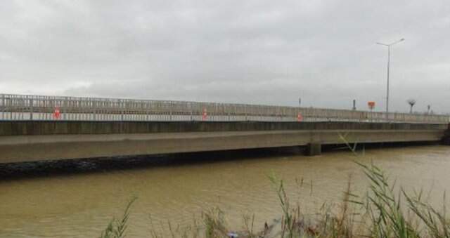 Hatay'da sel alarmı! Havaalanı Araç Trafiğine Kapandı