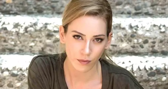 Sinem Kobal'ın Hakan: Muhafız Dizisinin Kadrosuna Katılacağı İddia Edildi Sinem Kobal'ın Hakan: Muhafız Dizisinin Kadrosuna Katılacağı İddia Edildi