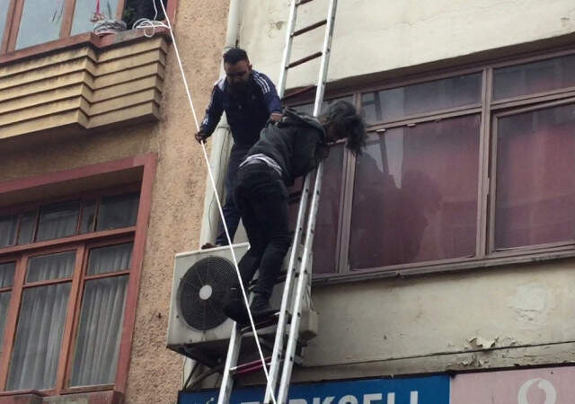 Yangında Can Pazarı