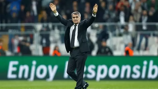 Beşiktaş Teknik Direktörü Şenol Güneş, Süper Ligdeki 300. Galibiyetini Aldı