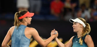 Maria Sharapova, Son Şampiyon Wozniacki'yi Eledi