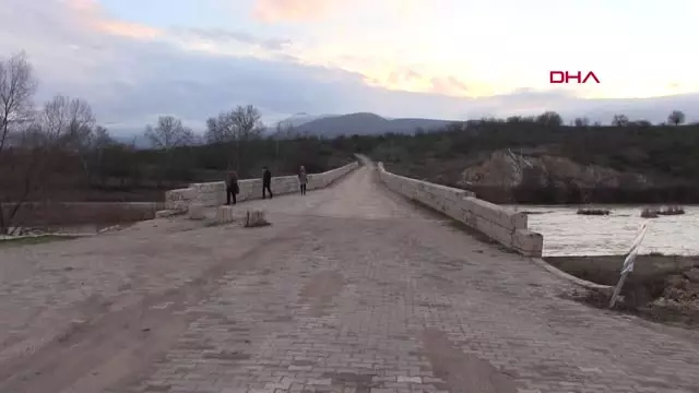 Tokat Selçuklu Eseri Talazan Köprüsü, Zamana Meydan Okuyor Tokat Selçuklu Eseri Talazan Köprüsü, Zamana Meydan Okuyor