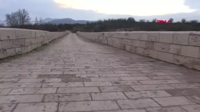 Tokat Selçuklu Eseri Talazan Köprüsü, Zamana Meydan Okuyor Tokat Selçuklu Eseri Talazan Köprüsü, Zamana Meydan Okuyor
