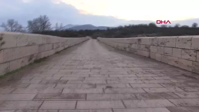 Tokat Selçuklu Eseri Talazan Köprüsü, Zamana Meydan Okuyor Tokat Selçuklu Eseri Talazan Köprüsü, Zamana Meydan Okuyor