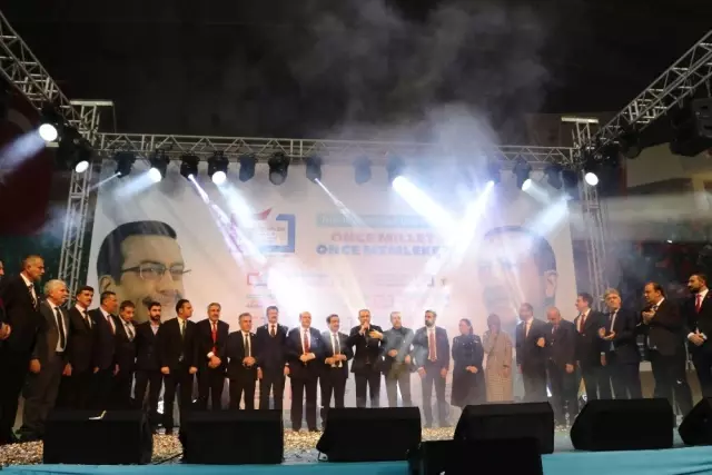 AK Parti Diyarbakır'da Belediye Başkan Adaylarını Açıkladı AK Parti Diyarbakır'da Belediye Başkan Adaylarını Açıkladı