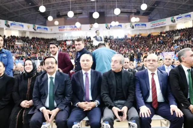 AK Parti Diyarbakır'da Belediye Başkan Adaylarını Açıkladı AK Parti Diyarbakır'da Belediye Başkan Adaylarını Açıkladı