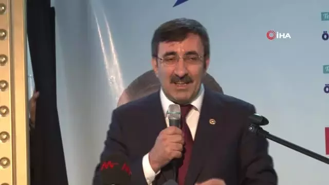 AK Parti Genel Başkan Yardımcısı Cevdet Yılmaz: 'İstikrarımızı Bozmalarına Müsaade Etmeyeceğiz' AK Parti Genel Başkan Yardımcısı Cevdet Yılmaz: 'İstikrarımızı Bozmalarına Müsaade Etmeyeceğiz'