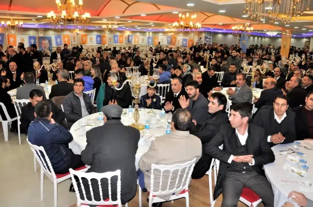 AK Parti Hizmet Partisidir, Slogan Partisi Değildir AK Parti Hizmet Partisidir, Slogan Partisi Değildir