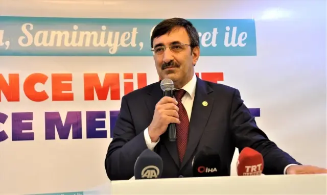 AK Parti Hizmet Partisidir, Slogan Partisi Değildir' AK Parti Hizmet Partisidir, Slogan Partisi Değildir'