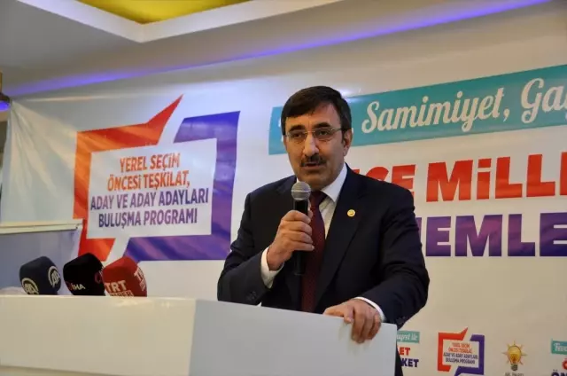 AK Parti Hizmet Partisidir, Slogan Partisi Değildir' AK Parti Hizmet Partisidir, Slogan Partisi Değildir'