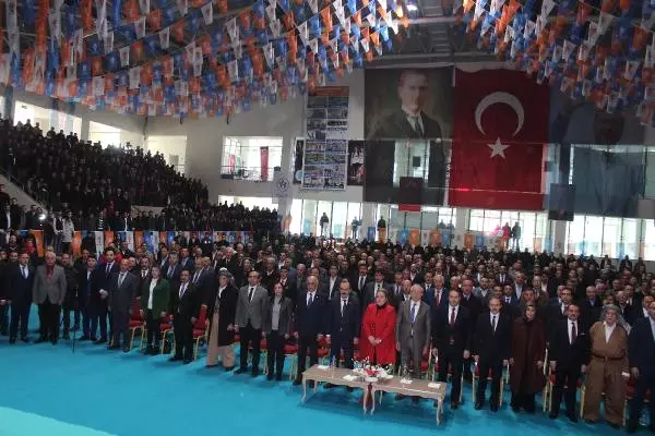 AK Parti'li Miroğlu, Hakkari'de Partisinin Aday Tanıtım Toplantısına Katıldı