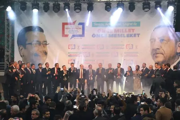 AK Parti'nin Diyarbakır Belediye Başkan Adayları Açıklandı AK Parti'nin Diyarbakır Belediye Başkan Adayları Açıklandı