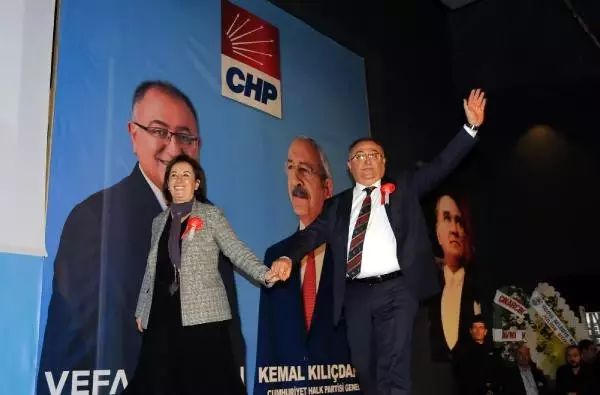 Chp, Yalova'da 'Başkan' Adaylarını Tanıttı Chp, Yalova'da 'Başkan' Adaylarını Tanıttı