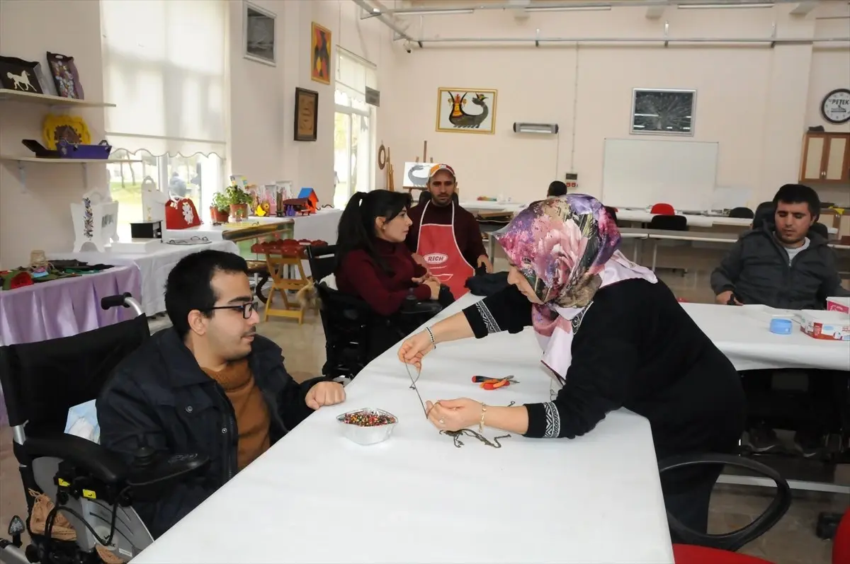 Diyarbakır'da 2 Bin Engelli Mesleki Eğitime Kavuştu