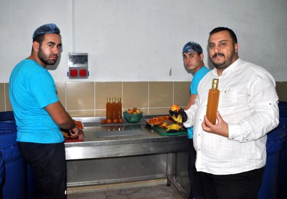 Afyonlu Teknikerin Kaynanadili Meyvesinden Ürettiği Kaktüs Sirkesi, Her Derde Deva Oluyor