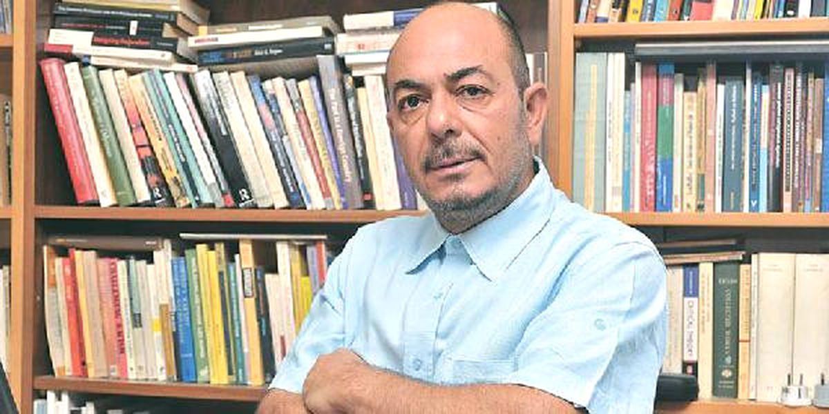 Kıbrıslı Türk Akademisyen, Rumların Listesinden 'Ap' İçin Milletvekili Adayı Oldu