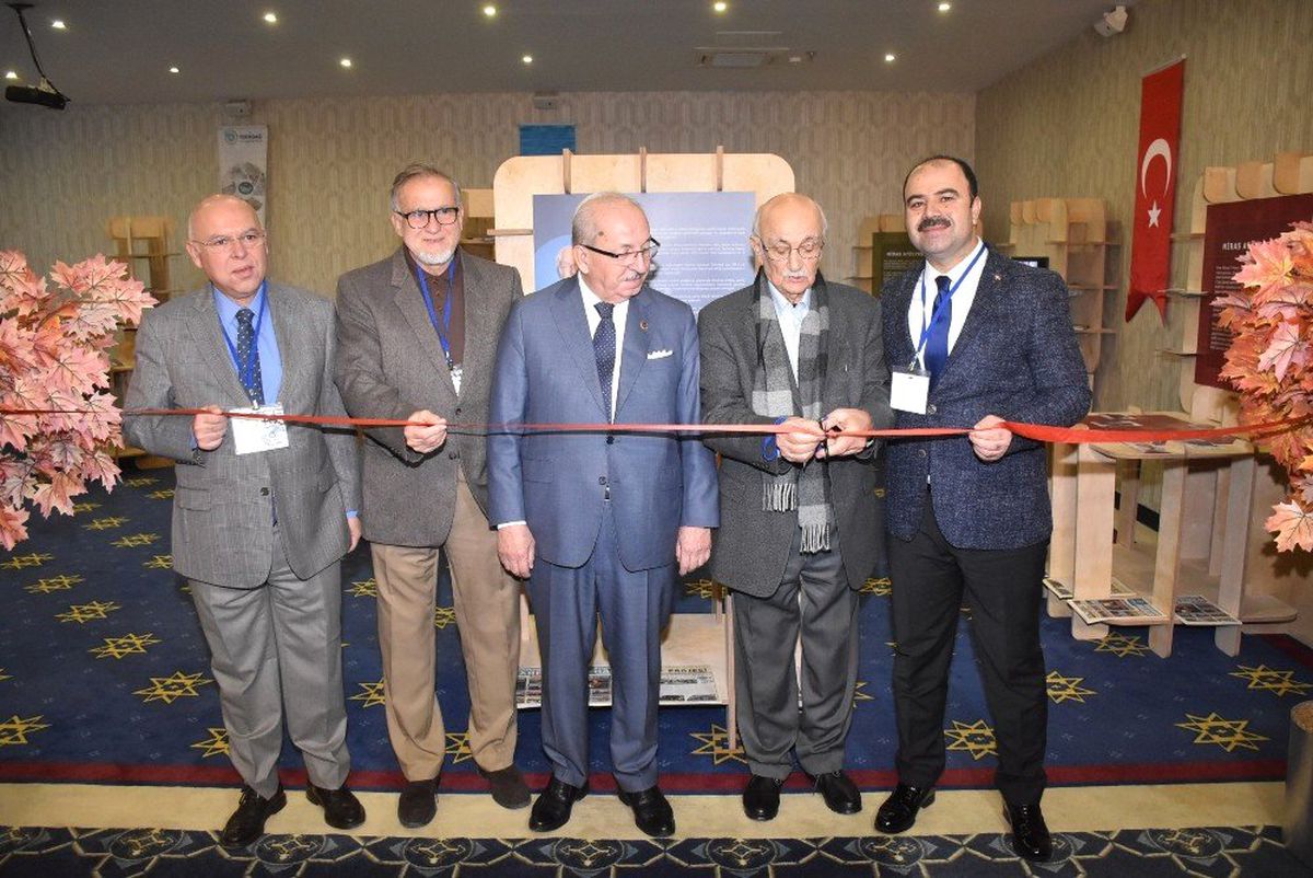Nihat Çiftçi, Tekirdağ'da Gerçekleşen Tarihi Kentler Birliği Bölge Toplantısına Katıldı.