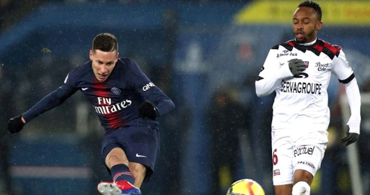 Paris Saint Germain, Guingamp'ı 9-0 Yendi