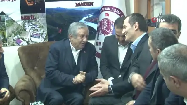 AK Parti Zeytinburnu Başkan Adayı Arısoy, Tüm Elazığlı İş Adamları Derneği Açılış Törenine Katıldı AK Parti Zeytinburnu Başkan Adayı Arısoy, Tüm Elazığlı İş Adamları Derneği Açılış Törenine Katıldı