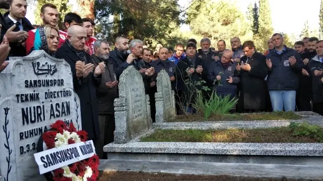 Samsunspor, 30 Yıl Önceki Kazada Ölen Teknik Adam ve Futbolcuları Andı