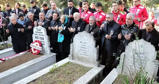 Samsunspor, 30 Yıl Önceki Kazada Ölen Teknik Adam ve Futbolcuları Andı
