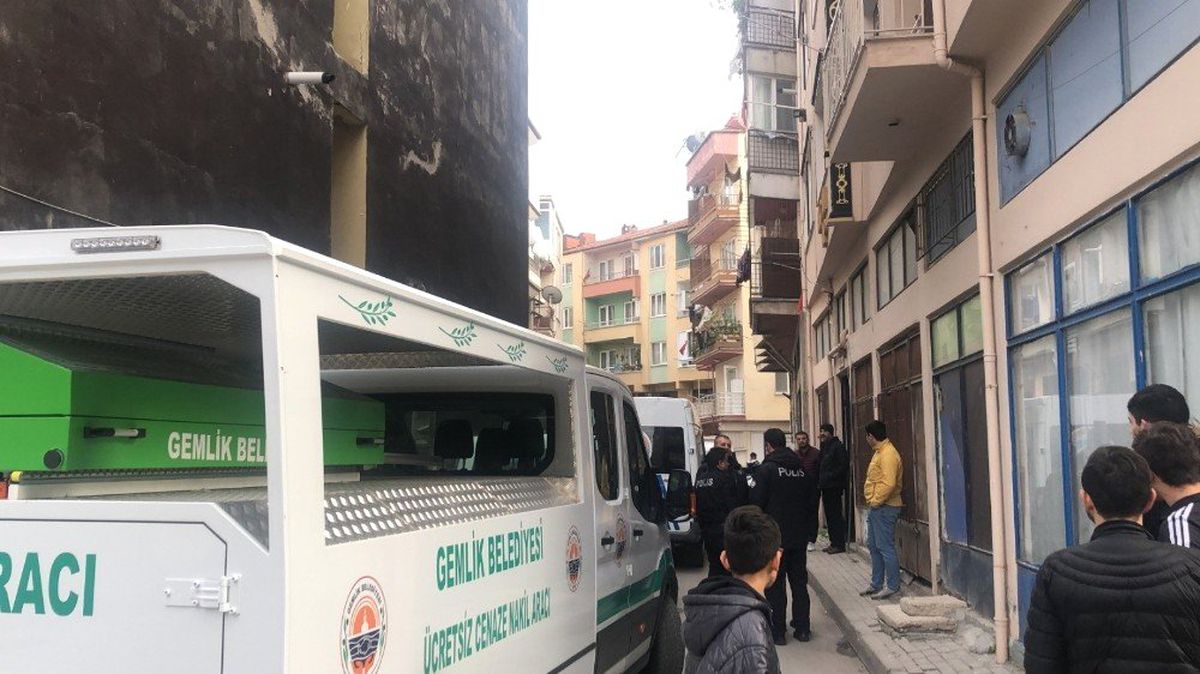 Oturdukları Evde Ölü Bulunan Abla Kardeşin Katili, Eski Sevgili Çıktı