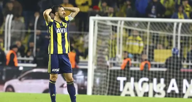 Bursaspor ile 1-1 Berabere Kalan Fenerbahçe İkinci Yarıda Sadece 79 İsabetli Pas Yaptı Bursaspor ile 1-1 Berabere Kalan Fenerbahçe İkinci Yarıda Sadece 79 İsabetli Pas Yaptı