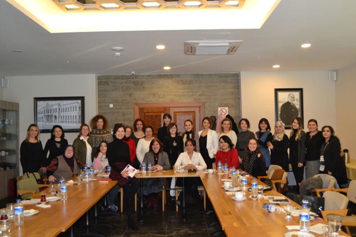 Kadın girişimciler ‘kadınsan yaparsın’ dedi