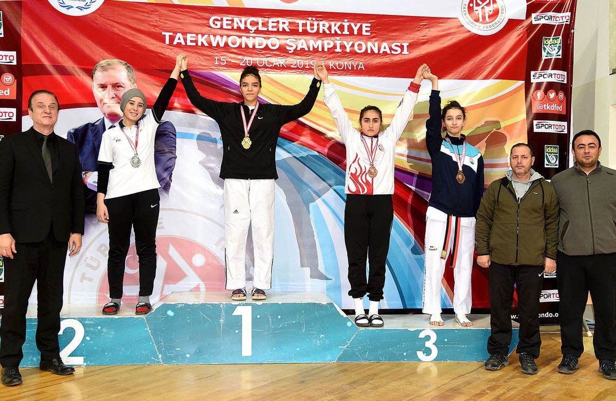 Osmangazili Taekwondocudan Bronz Madalya