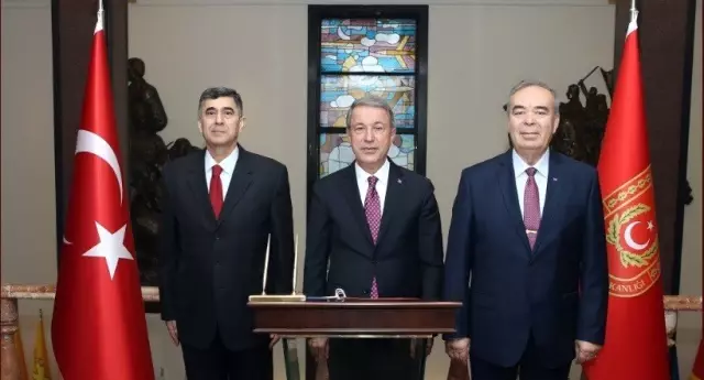 Salih Zeki Çolak ve Abidin Ünal'dan Bakan Akar'a Ziyaret